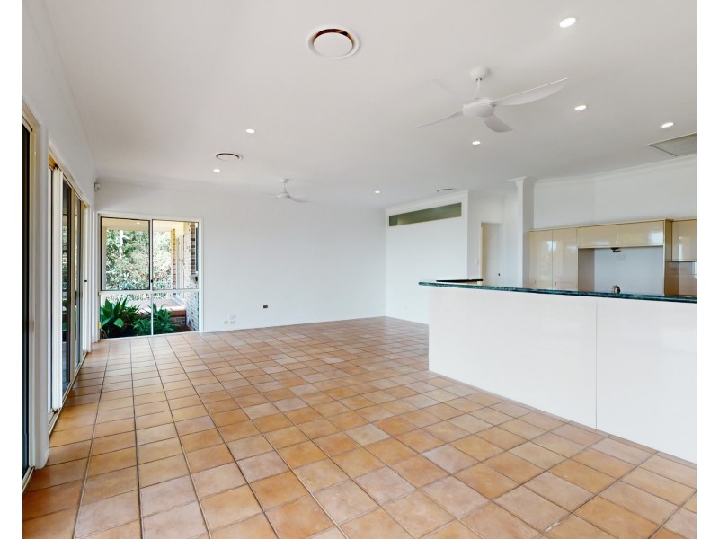 148 Tallai Road, Tallai QLD 4213