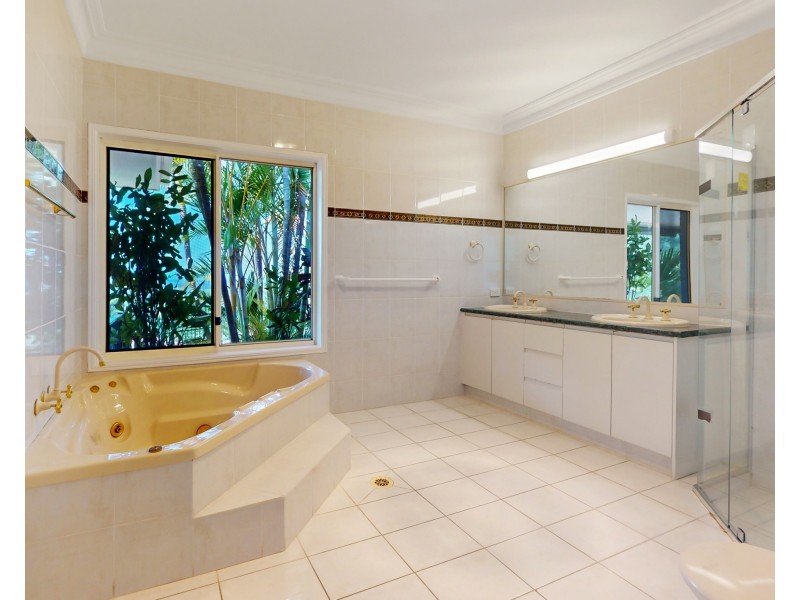 148 Tallai Road, Tallai QLD 4213