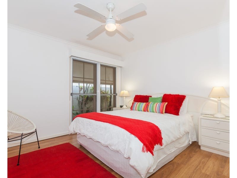 2/6 Francis Street, Mermaid Beach QLD 4218