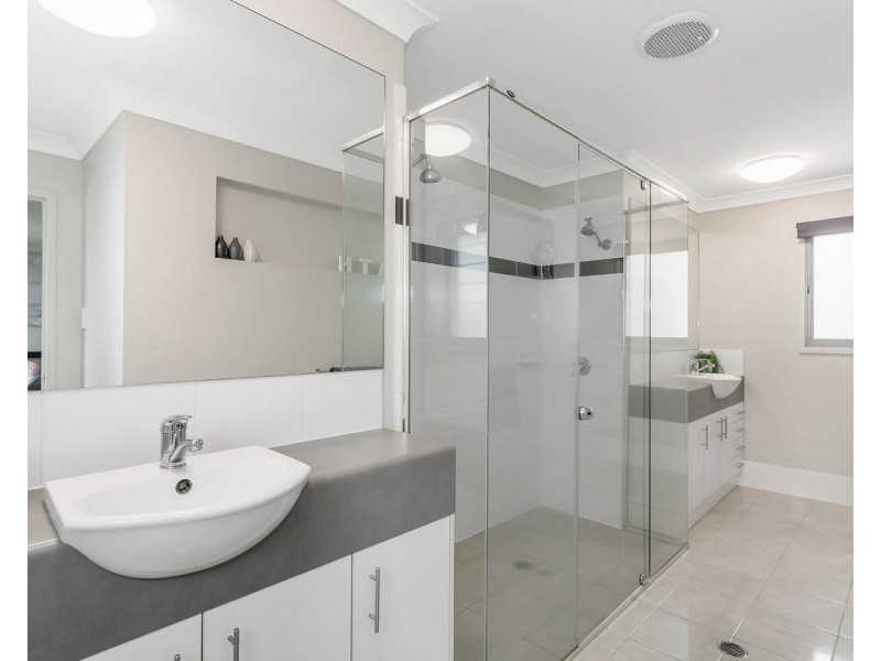 4 Eolo Lane, Coomera QLD 4209