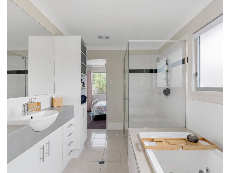 4 Eolo Lane, Coomera QLD 4209