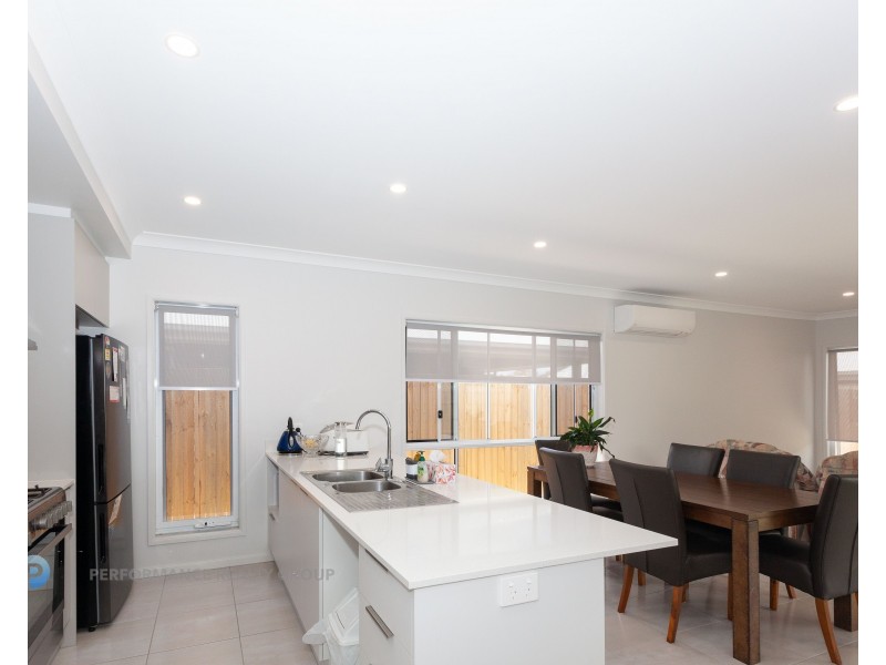 44 Ferdinando Street, Pallara QLD 4110