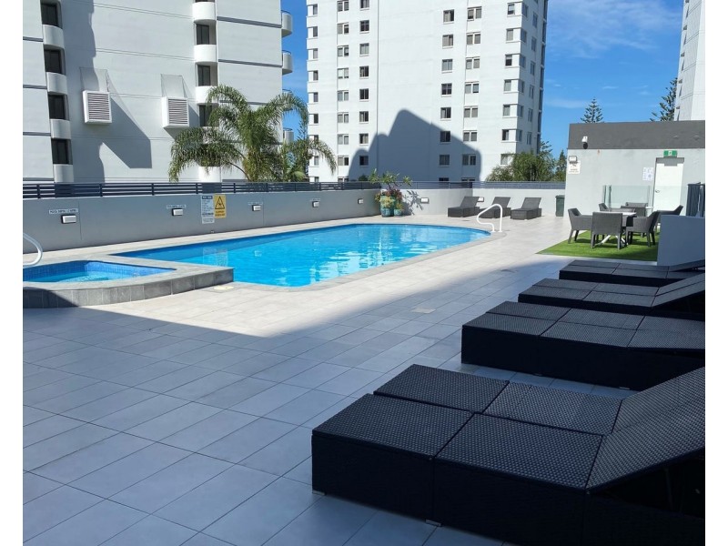73/15 Victoria Avenue, Broadbeach QLD 4218