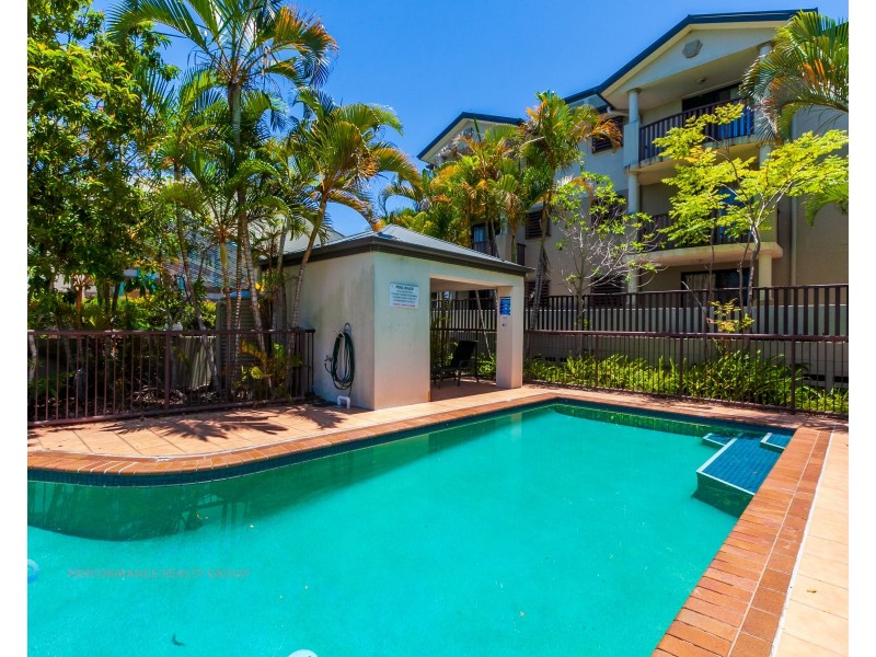 4/13 Johnston Street, Southport QLD 4215