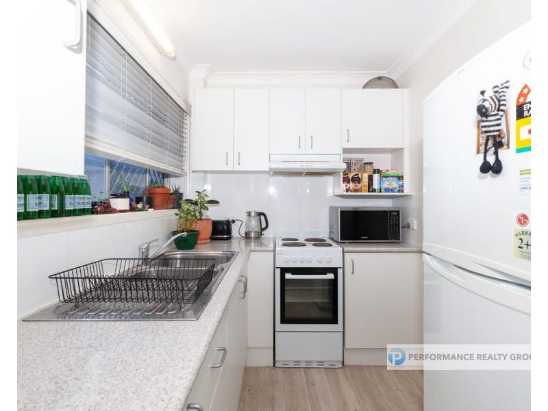 2/42 Peerless Avenue, Mermaid Beach QLD 4218