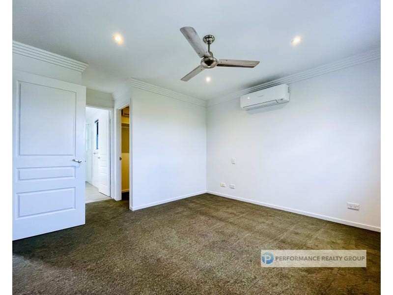 11 Scots Place, Robina QLD 4226