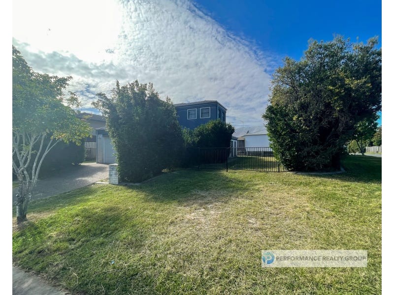 11 Scots Place, Robina QLD 4226
