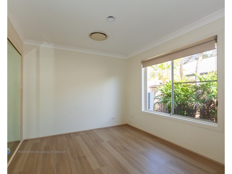 3 Abby Crescent, Ashmore QLD 4214