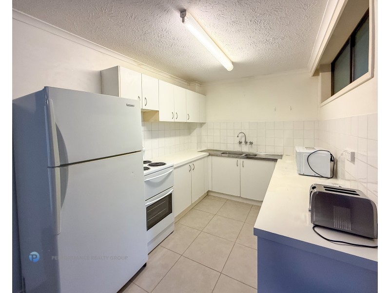 3/26 Remembrance Drive, Surfers Paradise QLD 4217