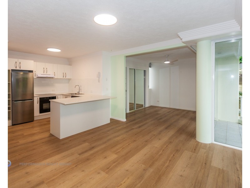 12/13-15 Anne Avenue, Broadbeach QLD 4218