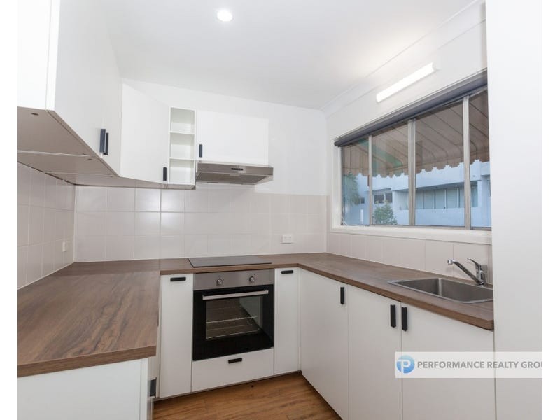 1/42 Peerless Avenue, Mermaid Beach QLD 4218