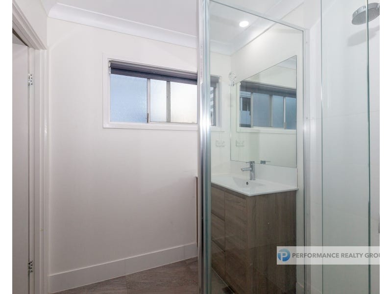 1/42 Peerless Avenue, Mermaid Beach QLD 4218