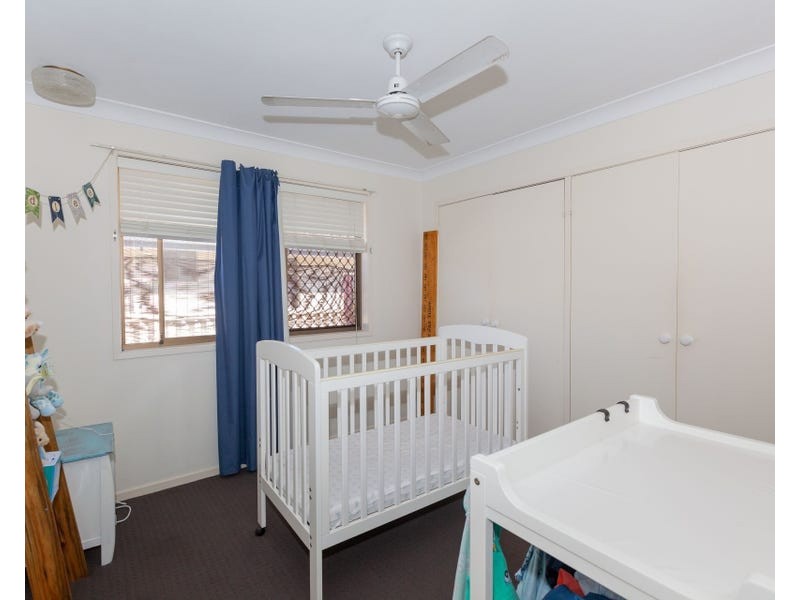 54 Markeri Street, Mermaid Waters QLD 4218