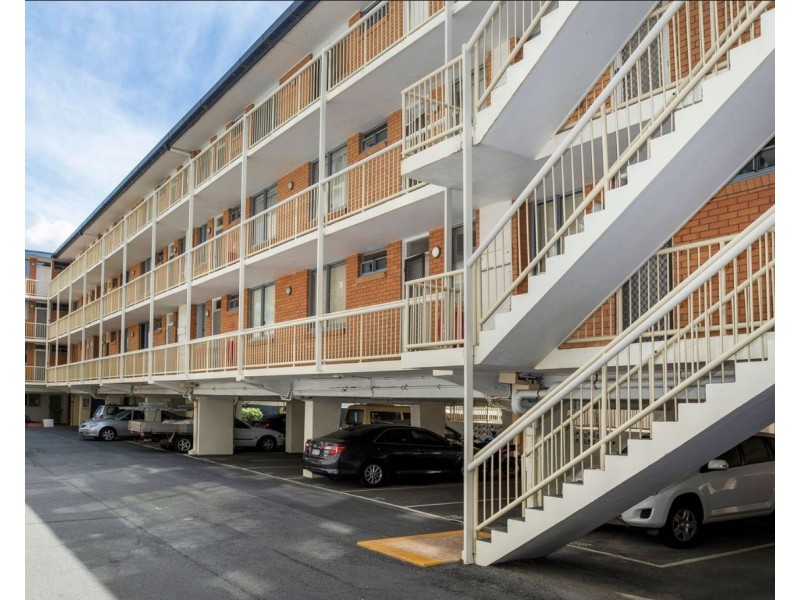 25/120 The Esplanade, Surfers Paradise QLD 4217