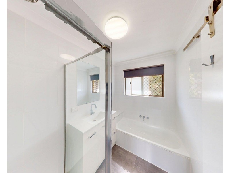 32/14 BOURTON ROAD, Merrimac QLD 4226