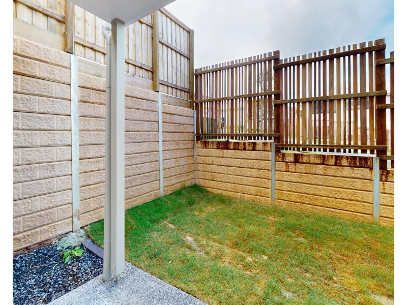 16 Jimna Circuit, White Rock QLD 4306