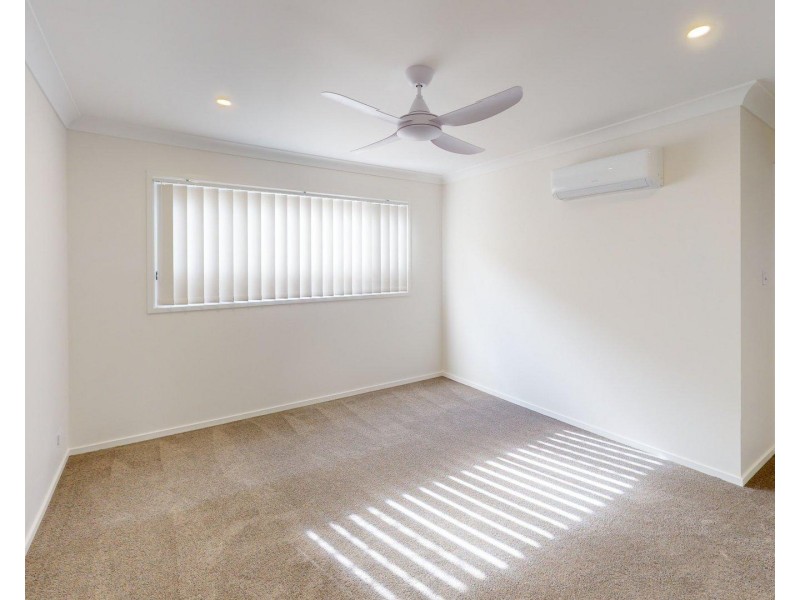 16 Jimna Circuit, White Rock QLD 4306
