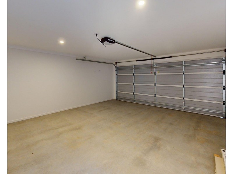 16 Jimna Circuit, White Rock QLD 4306