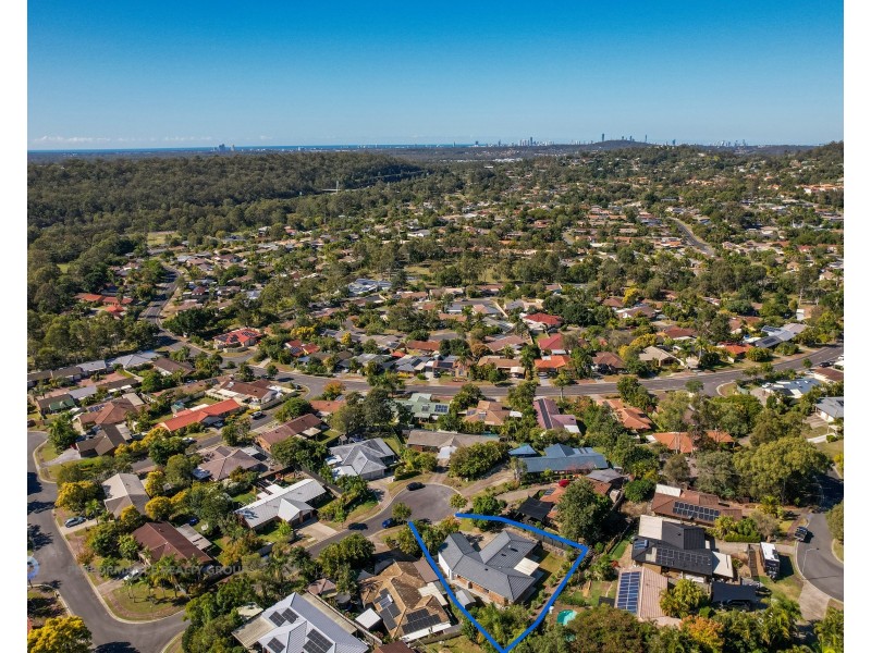 5 Musical Court, Oxenford QLD 4210