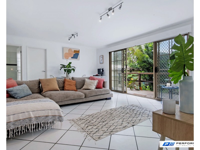 2/6 Francis Street, Mermaid Beach QLD 4218