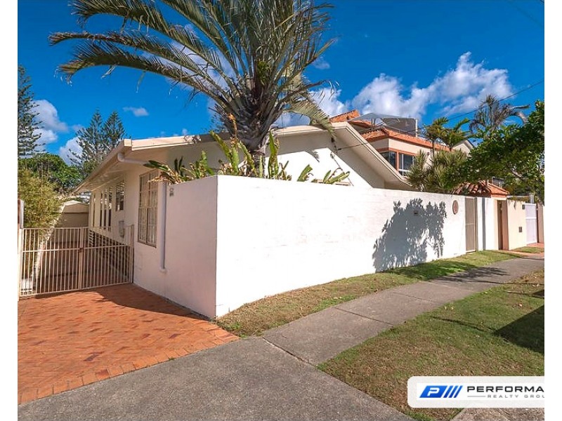 2/6 Francis Street, Mermaid Beach QLD 4218