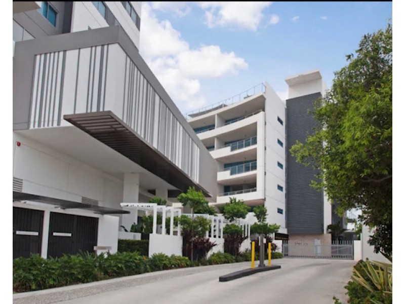 506/41 Harbour Town Drive, Biggera Waters QLD 4216