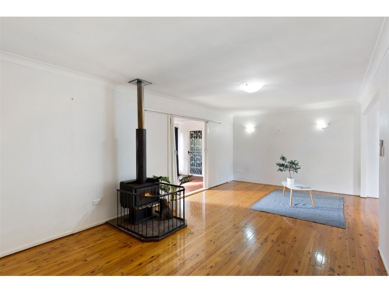 27 Rowbotham Street, Rangeville QLD 4350