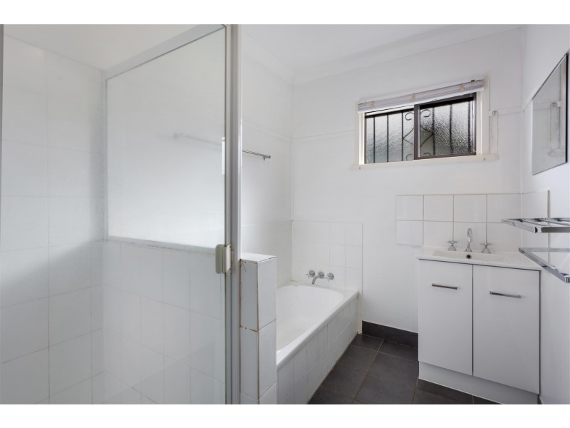 27 Rowbotham Street, Rangeville QLD 4350