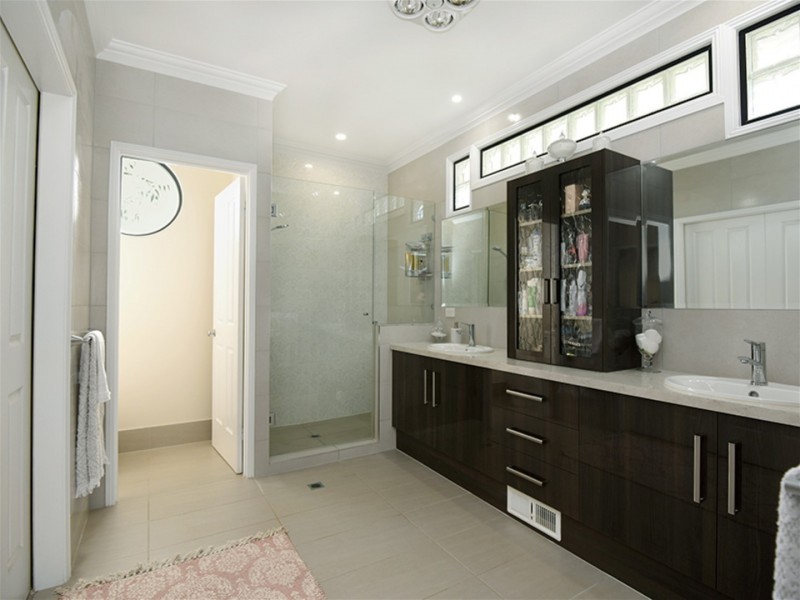 12 Recreation Reserve Road, Highfields QLD 4352