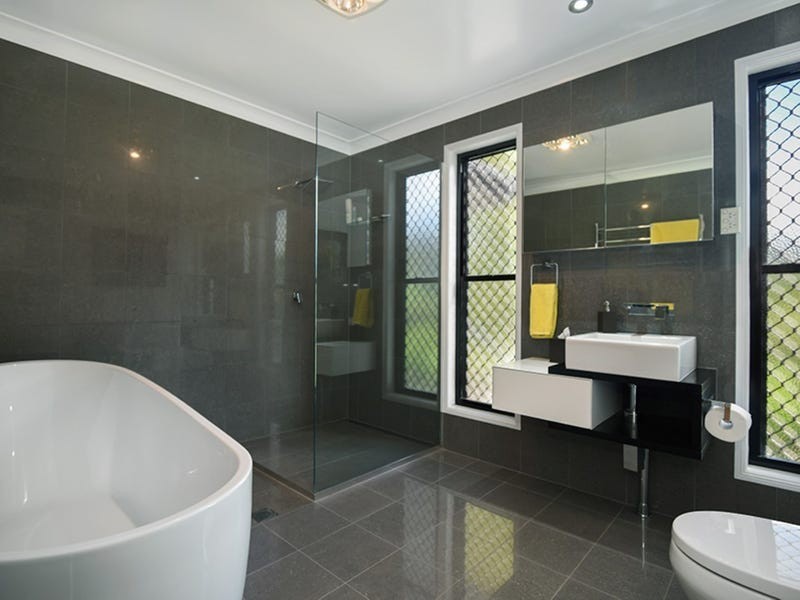 20 Montrose Road, Cabarlah QLD 4352