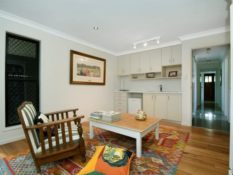 20 Montrose Road, Cabarlah QLD 4352