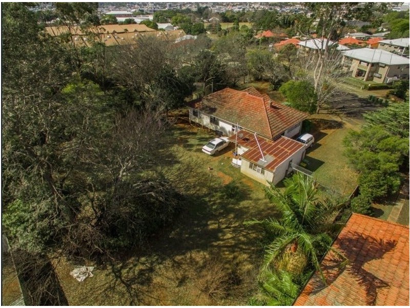 73 Hill Street, Newtown QLD 4350