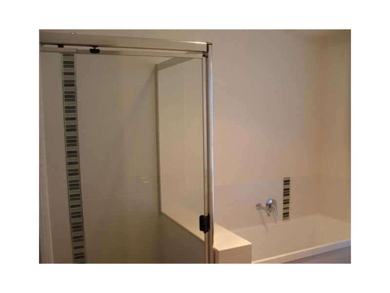 2/12 Alexander Avenue, Highfields QLD 4352