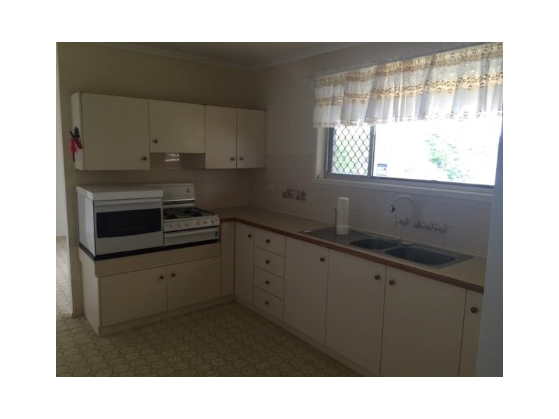 52 Skehan Street, Centenary Heights QLD 4350
