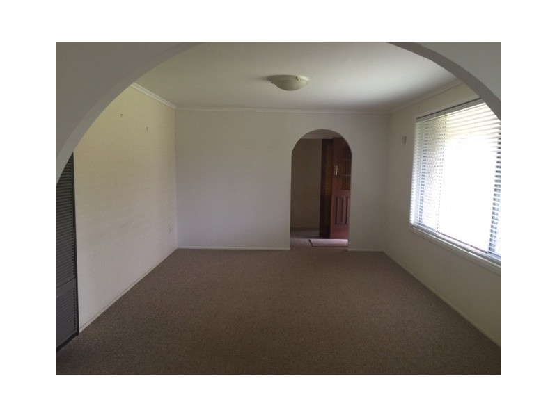 52 Skehan Street, Centenary Heights QLD 4350