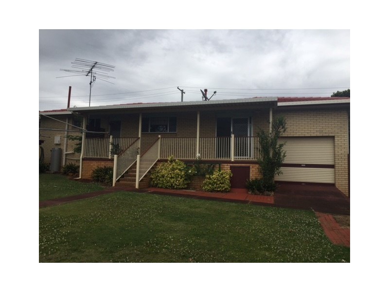 52 Skehan Street, Centenary Heights QLD 4350