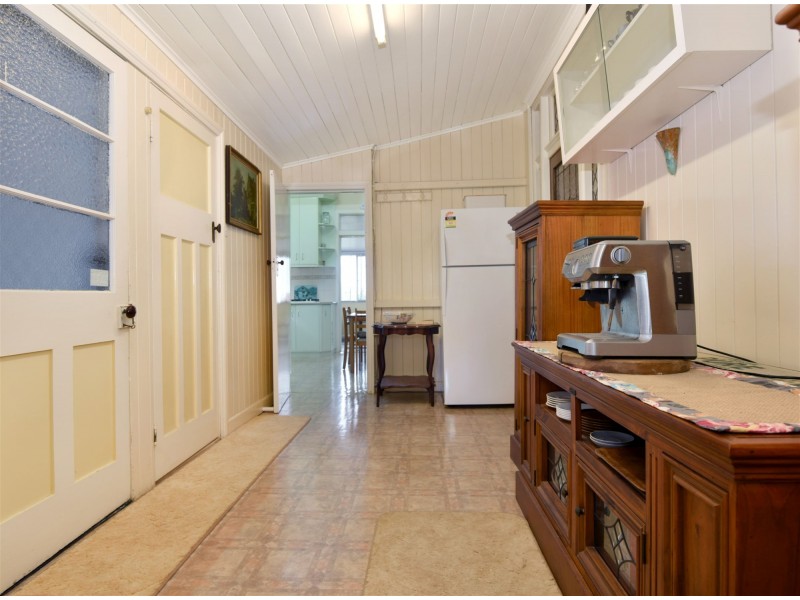 22 Gentle Street, North Toowoomba QLD 4350