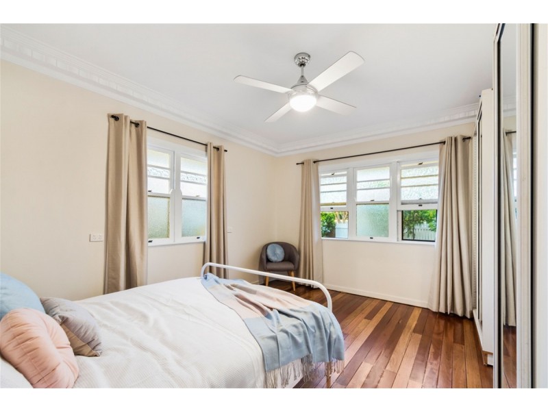 12 Robinson Street, North Toowoomba QLD 4350