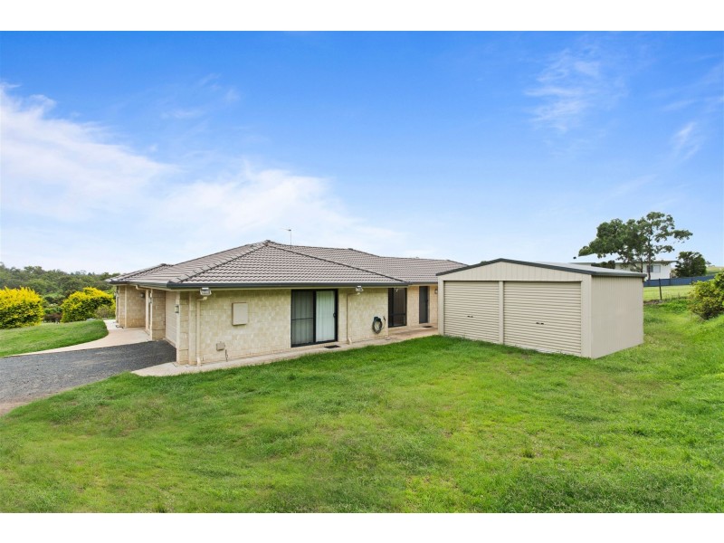 11 Petria Court, Meringandan QLD 4352