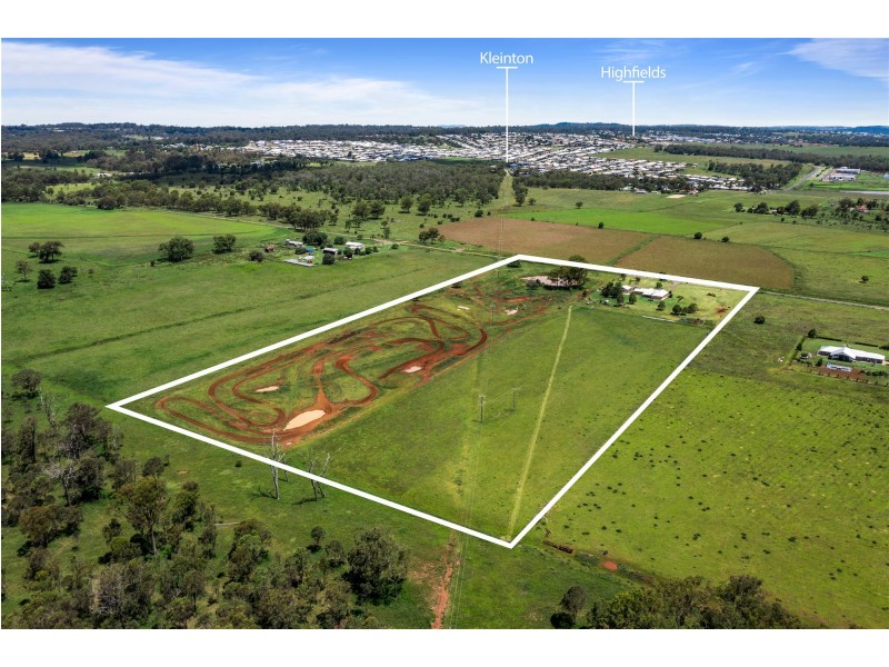 154 Klein Road, Meringandan QLD 4352