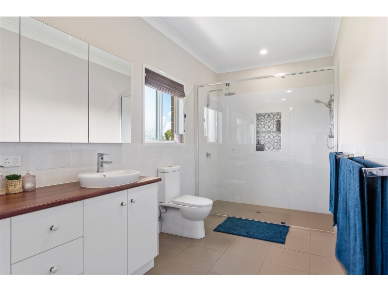 154 Klein Road, Meringandan QLD 4352