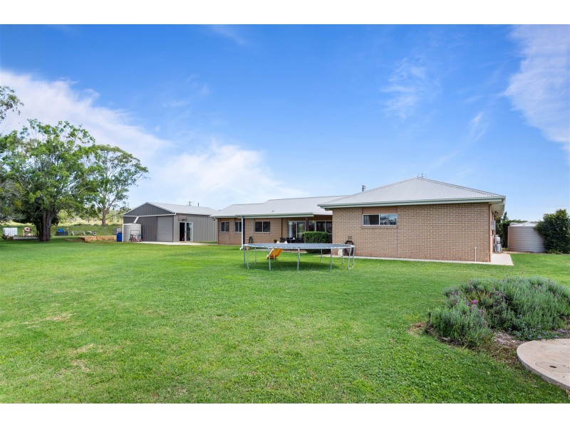 154 Klein Road, Meringandan QLD 4352