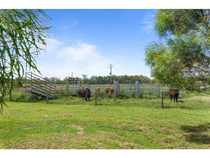 154 Klein Road, Meringandan QLD 4352