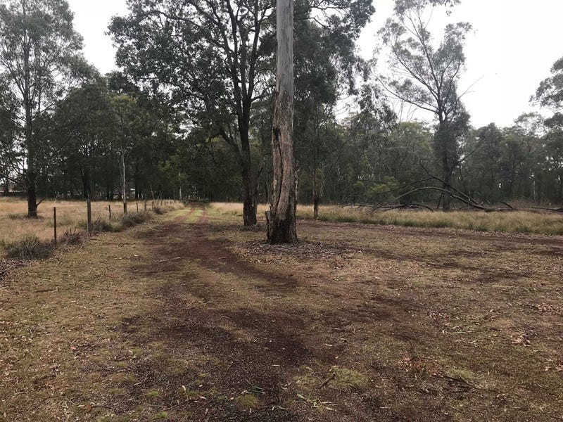 9851 New England Highway, Cabarlah QLD 4352