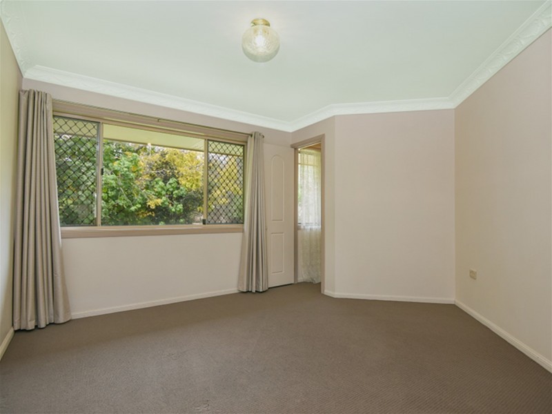 35 Highfields Road, Highfields QLD 4352