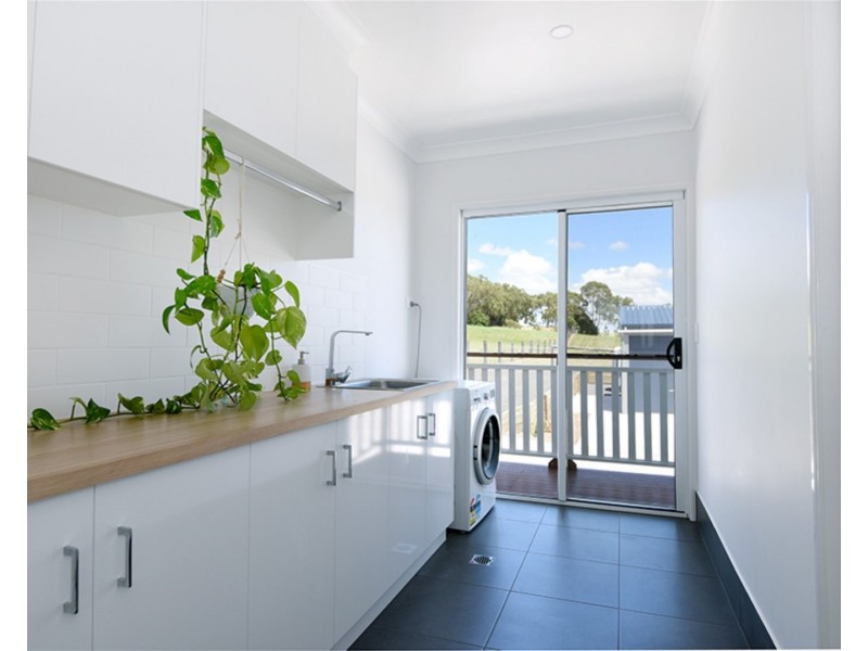 29 Southern Cross Road, Kingsthorpe QLD 4400