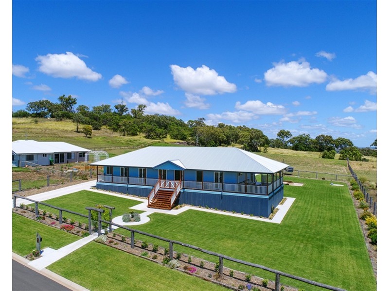 29 Southern Cross Road, Kingsthorpe QLD 4400