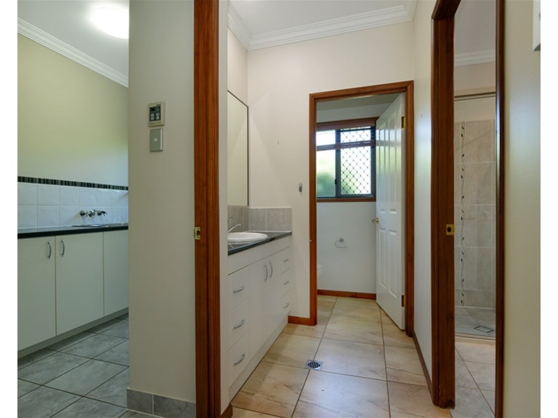 25 Bass Street, Cabarlah QLD 4352