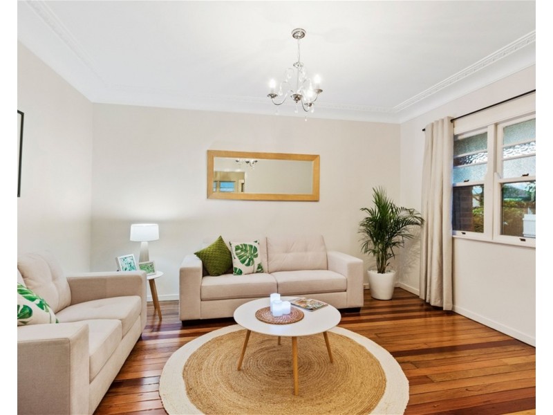 12 Robinson Street, North Toowoomba QLD 4350