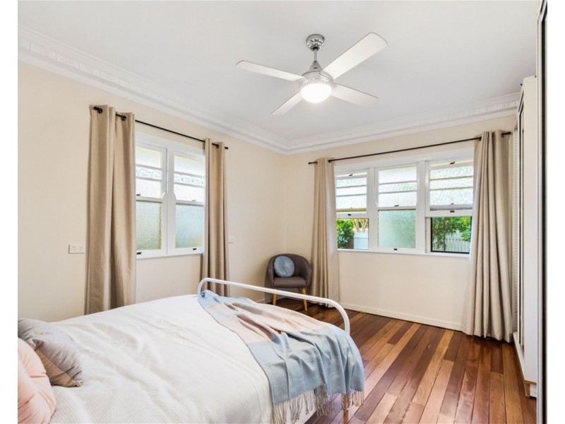 12 Robinson Street, North Toowoomba QLD 4350